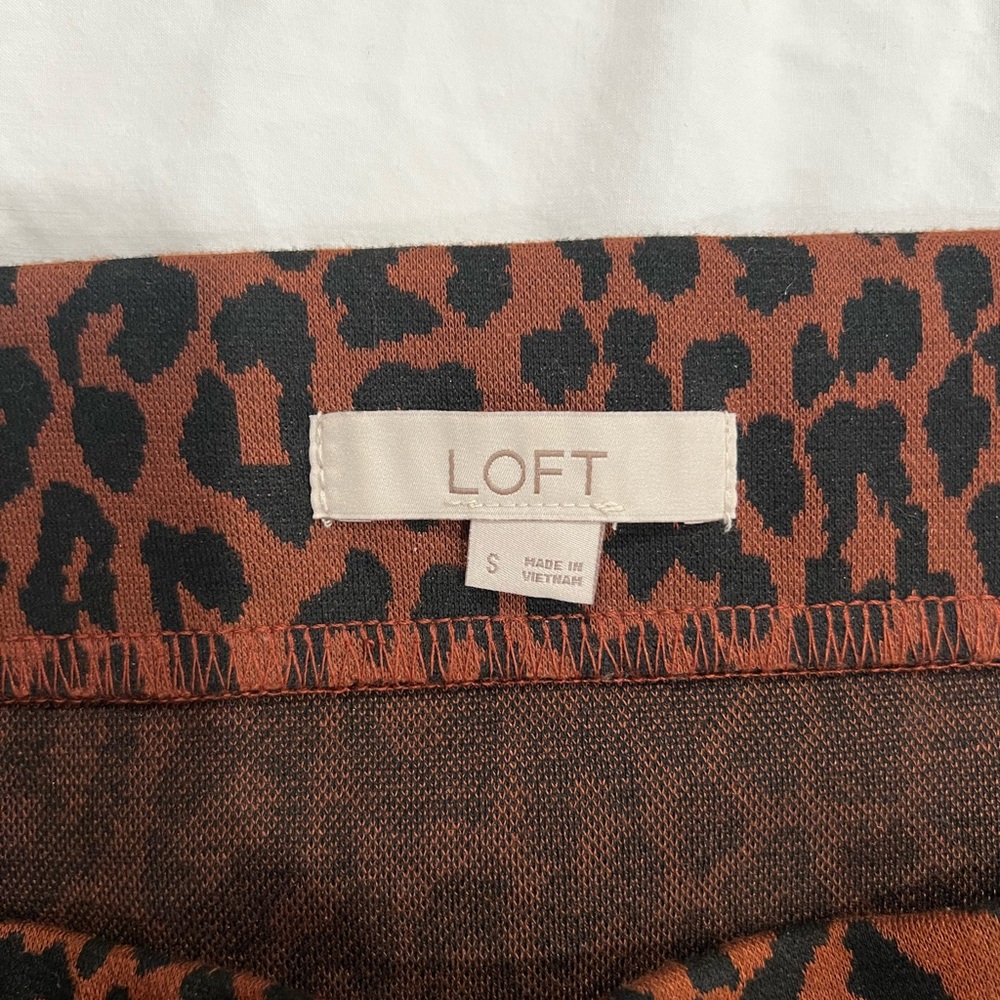 LOFT leopard print midi skirt sz S - Picture 8 of 8